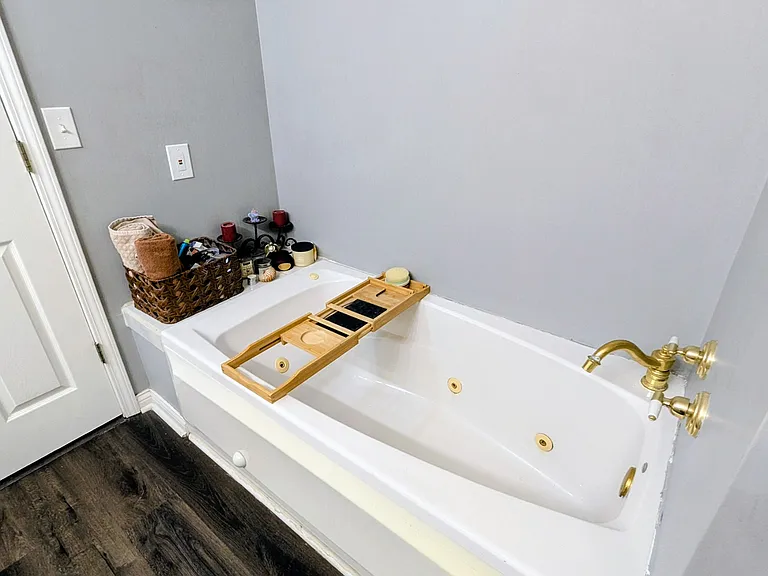 9358 S Dry Run Rd — Photo 10
