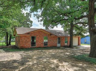 464 County Road 161, Gainesville, TX 76240