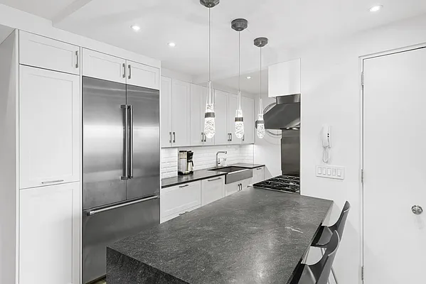 Rented by Corcoran | media 7