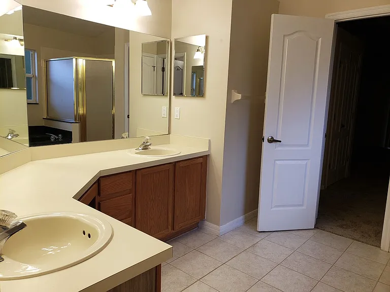1612 Sweetwater West Cir — Photo 19