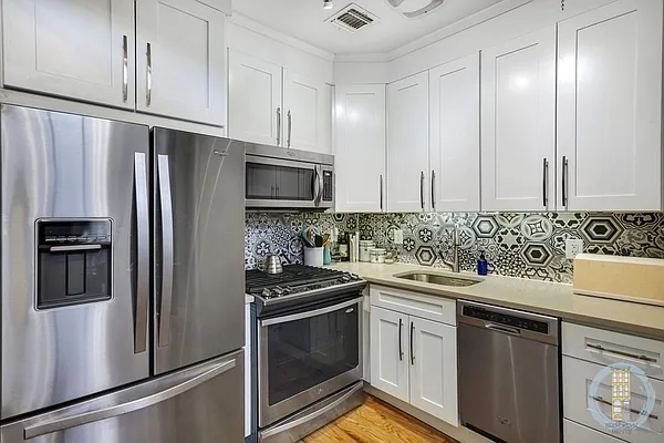 Rented by Brooklyn Rentals NYC | media 33