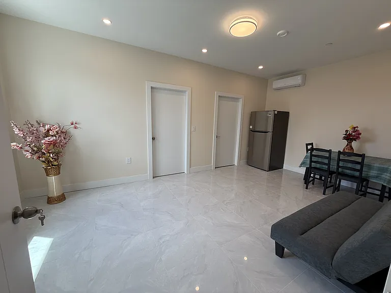 1282 W 45th Ave — Photo 5