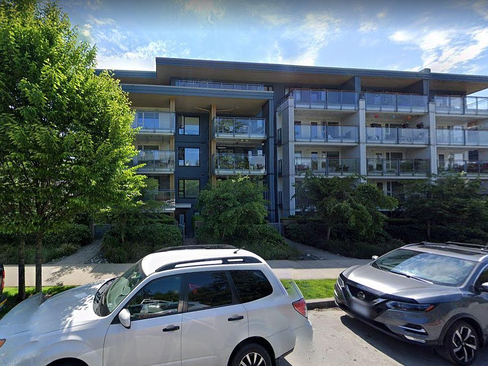 2nd image of 235 E 3rd St #1235