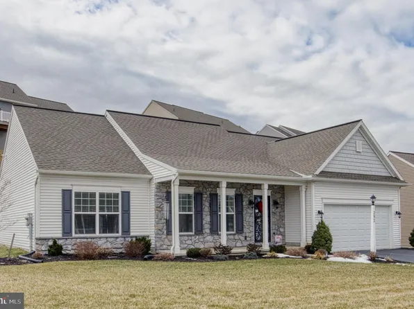 292 Sweet Birch Ln, Womelsdorf, PA 19567