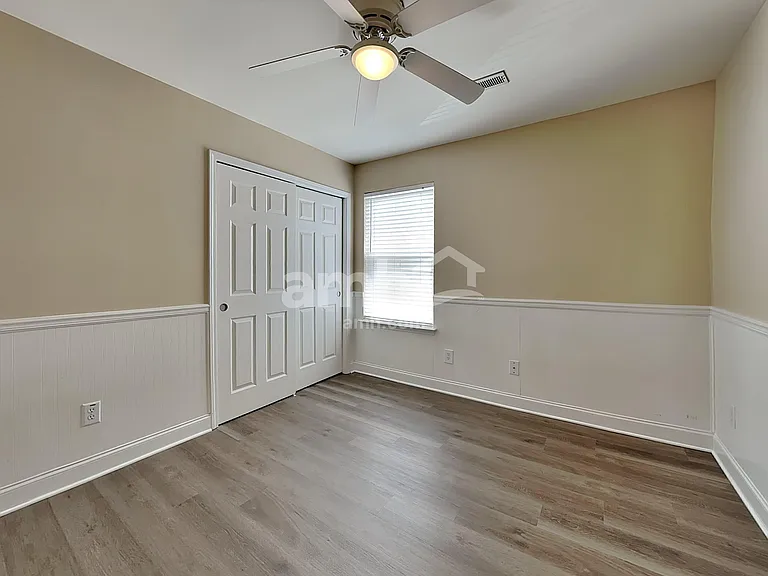 126 Diploma Dr — Photo 13
