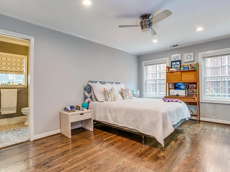3312 Villanova St — Photo 18