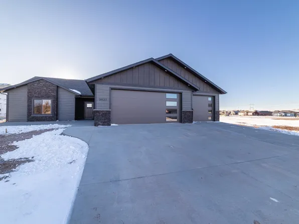 3927 Powder River Ave, Spearfish, SD 57783
