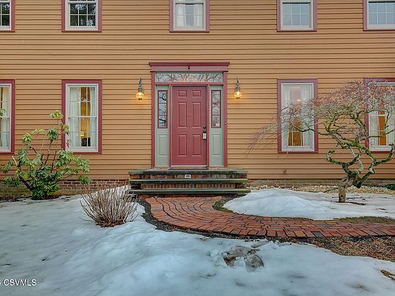 3rd image of 119 Spencer Pl