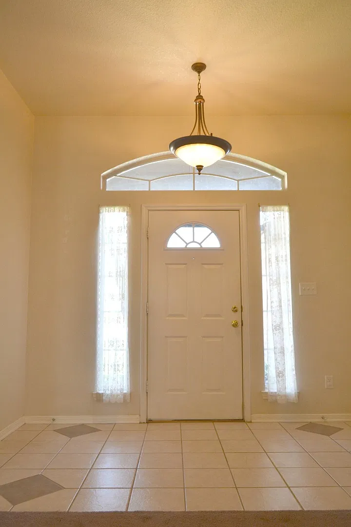 Need space? Don't miss out on this one! — Photo 2