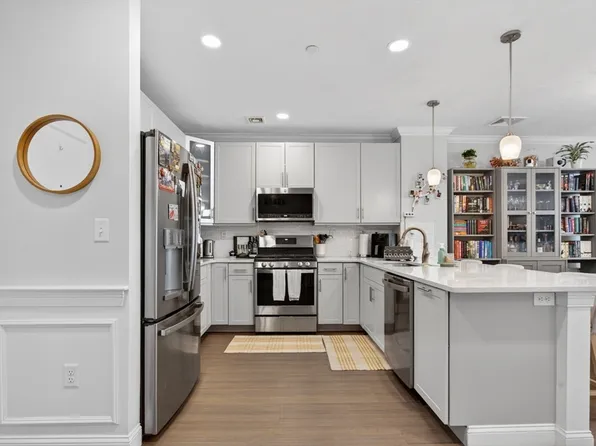 320 Middlesex Ave #B203, Medford, MA 02155
