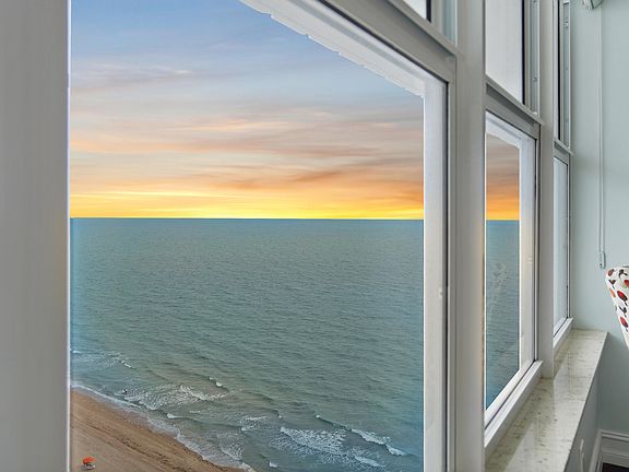 5th image of 3700 Galt Ocean Drive #1705