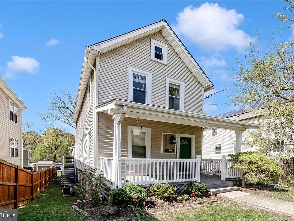 1st image of 2842 Belair Pl NE