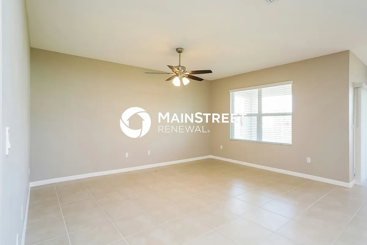 Living Room - 1822 NE 4th Pl