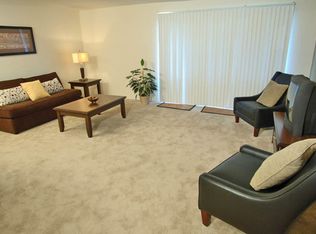 5693 Maple Park Dr, Flint, MI 48507