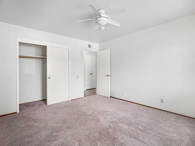 661 Harvard Ave — Photo 13
