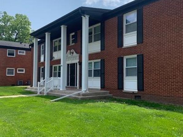 501 Roosevelt Rd APT C