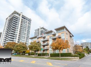 1288 Chesterfield Ave PENTHOUSE 5, North Vancouver, BC V7M2L5