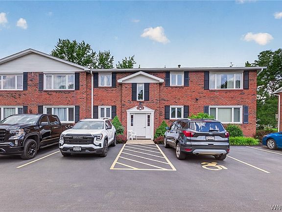2nd image of 1051 Reserve Rd APT 5