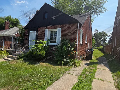 18627 Curtis St Photo 1 18627 Curtis St Photo 1