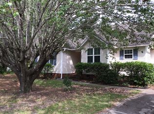 7343 Bright Leaf Rd, Wilmington, NC 28411