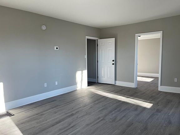 5th image of 202 E Columbia Ave APT 3