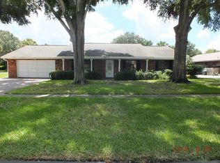 3100 Stratford Ln, Mount Dora, FL 32757