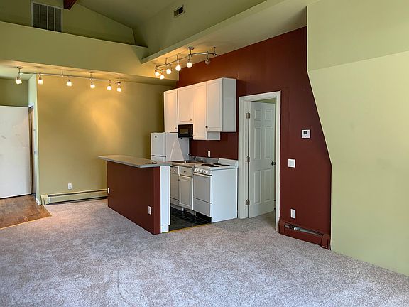 Living Room/Kitchen