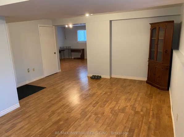 18 Helen St Unit 2, Kawartha Lakes, ON K0M 1A0