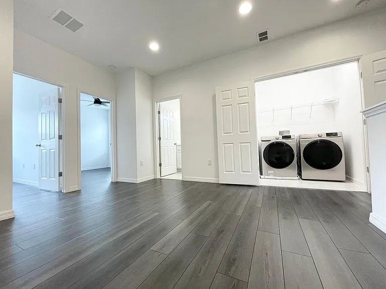 6331 Camino Dr — Photo 26