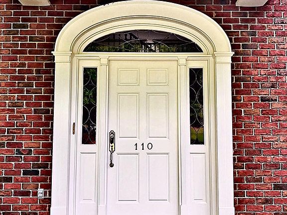 3rd image of 110 Barrington Ct