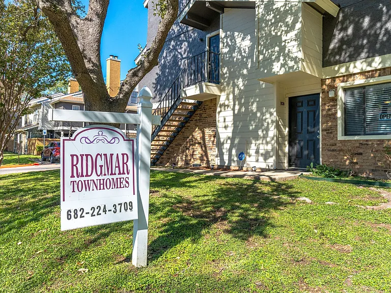 Ridgmar Townhomes 168 LLC — Photo 12