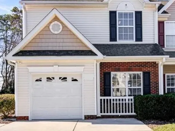 3553 Parkhill Crossing Dr, High Point, NC 27265