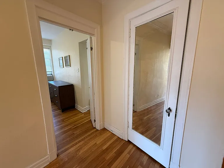 New King Edward Apartments — Photo 428