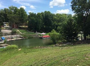 26 W Timber Valley Dr, Linn Valley, KS 66040