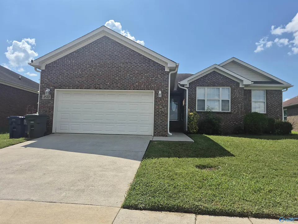 2522 Garden Park Dr NW