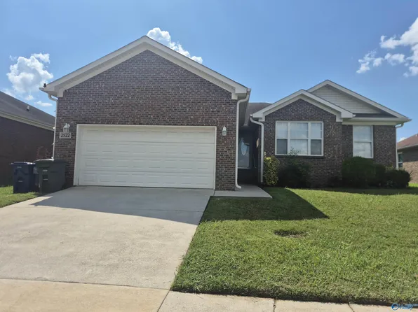 2522 Garden Park Dr NW, Huntsville, AL 35810