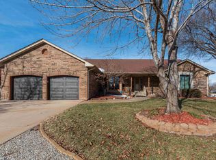 2722 W Bentbay Cir, Wichita, KS 67204