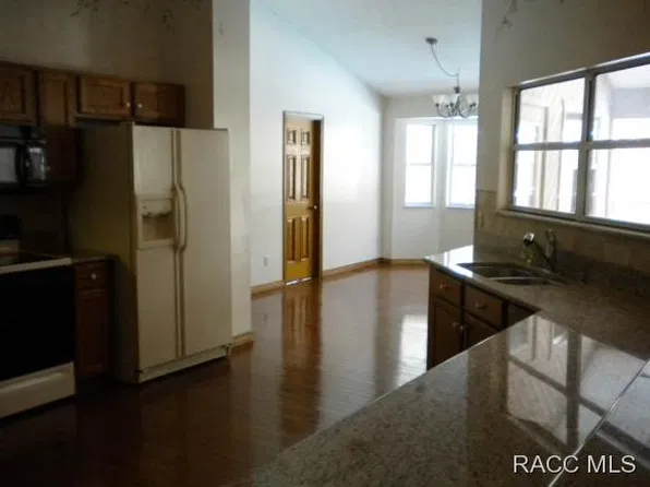 1612 N Marlborough Loop, Crystal River, FL 34429