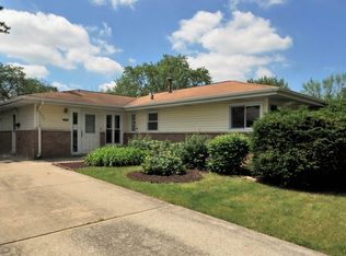 426 Springfield St, Park Forest, IL 60466