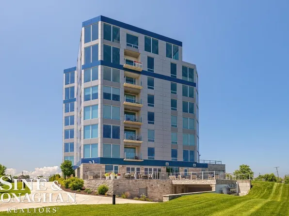 201 Beers St APT 44, Pt Huron, MI 48060