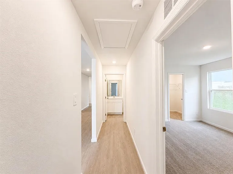 431 Artemis St — Photo 10