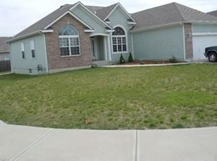 3201 SW Damon Ln, Lees Summit, MO 64082