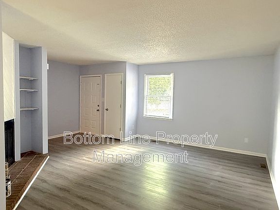 2nd image of 846 W Warren St APT A4