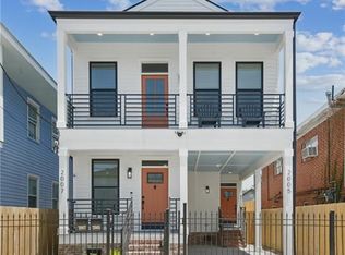 2007 1st St, New Orleans, LA 70113
