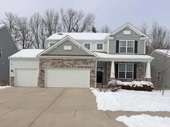 143 Old Bay Dr, Pataskala, OH 43062