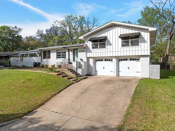 3rd image of 2216 Hermanson Dr