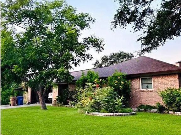 2nd image of 2153 Alazan Dr #1