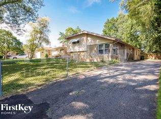 2108 Linden Ave, Waukegan, IL 60087