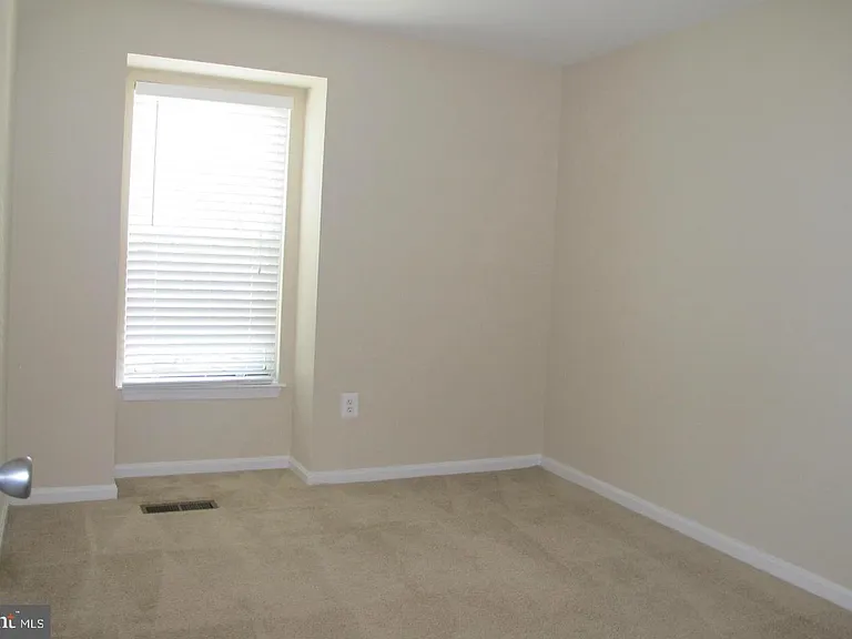 17407 Gallagher Way — Photo 14