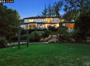 176 Crestview Dr, Orinda, CA 94563